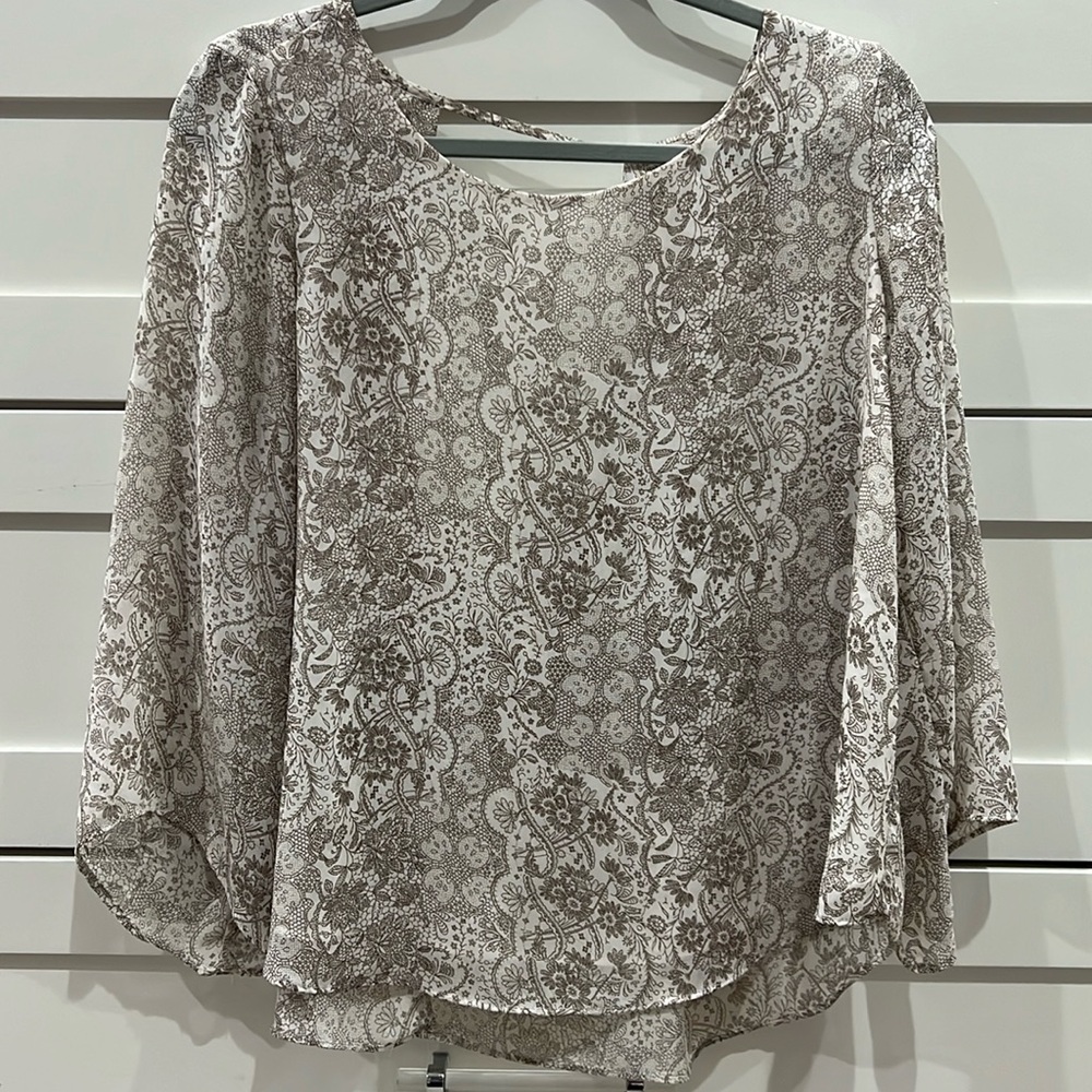 Floral Paisley White and Tan Top